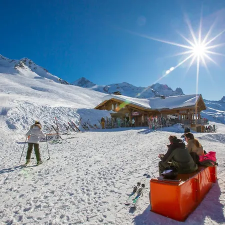 Apartament Le Chardonnet G - Happy